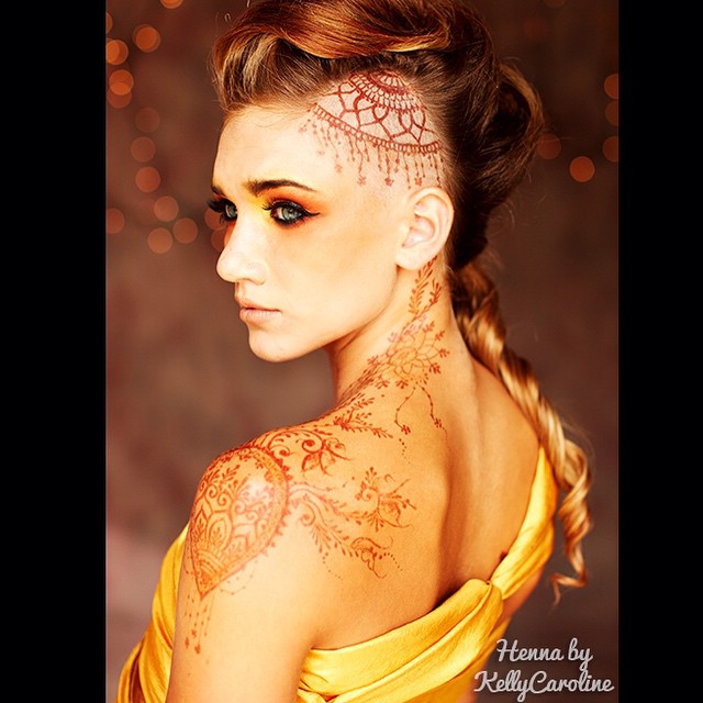 Henna for a lovely model - such a great photoshoot ! #henna #mehndi #model #michigan #michiganart #michiganhenna #hennaartist #tattoo #tattoos #hairstyle #makeup #yellow #orange #ink #brown #indie #natural #photo #photoshoot #kellycaroline #annarbor #royaloak