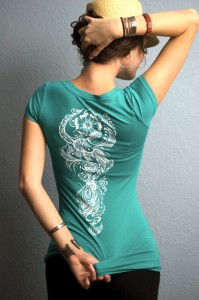 natural henna art, turquoise shirt, screenprint