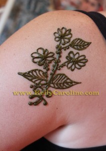 floral henna tattoo