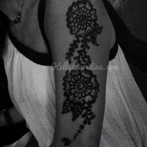 Floral henna design, henna on arm, henna in Detroit, flat 151