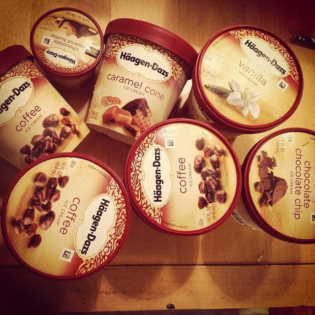 Ice cream dinner #celebrate #icecream #haagendazs #dinner #coffee #chocolatechip #vanilla #yumm #dessert