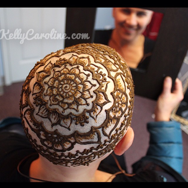 Henna crown Design Photo