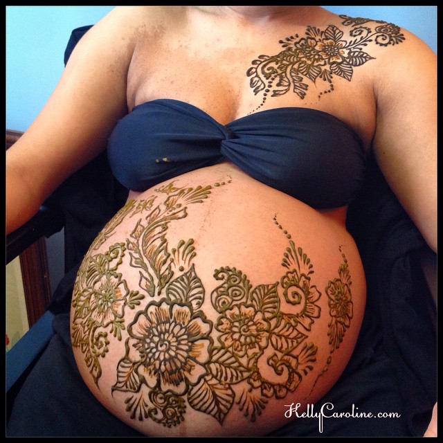 Today’s lovely prenatal henna appointment ! She was a beautiful mama of a 19 month old with twins in the way! We incorporated three butterflies for her three babies. Such a fun henna design!