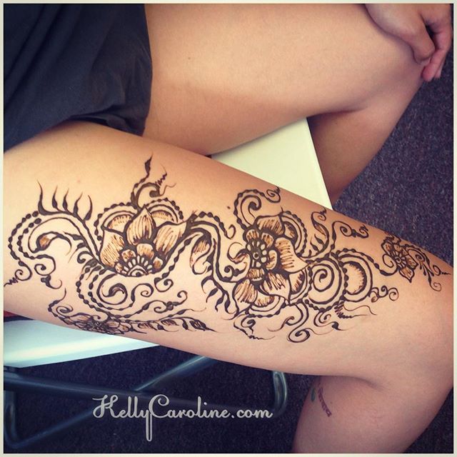 Henna designs for an awesome dancer- she will be showcasing this design in an upcoming music video . . private appointments available Monday-Saturday 2-5:30pm call 734-536-1705 or email kelly@kellycaroline.com