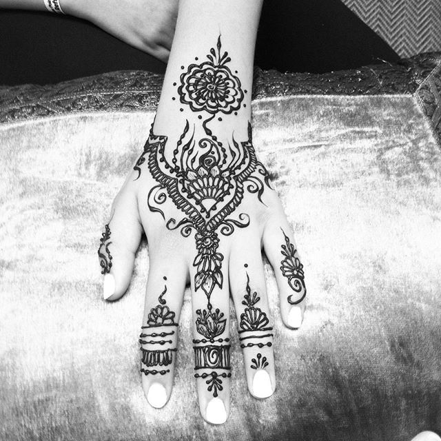 henna today ::