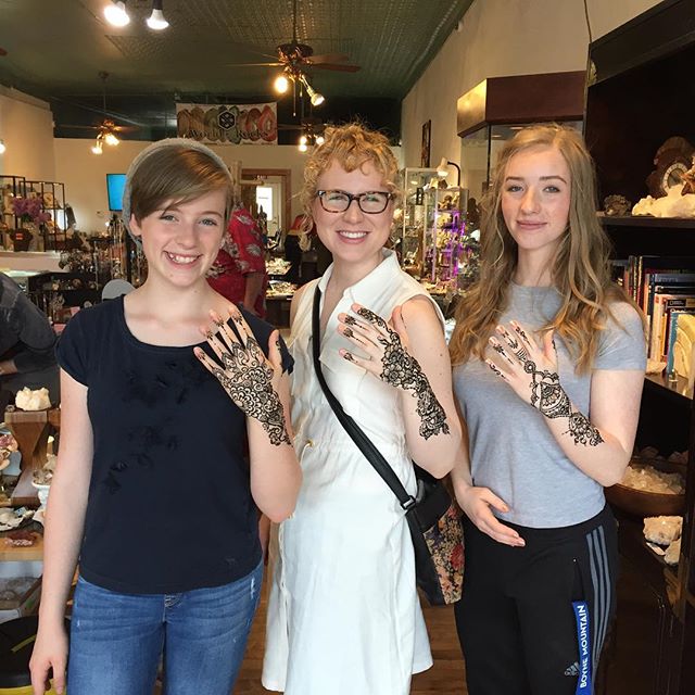 Henna Appointments open TOMORROW !  call or email to book your summer henna 734-536-1705 kelly@kellycaroline.com . #henna #hennas #hennaartist #hennaparty #kellycaroline #michigan #michiganartist #dearborn #dearbornheights #mehndi #mehndidesign #tattoo #tattoos #ink #organic #hennadesign #hennatattoo #hennatattoos #flower #flowers #yoga #yogi #mandala #ypsi #ypsilanti #detroit