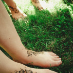 henna tattoo on feet